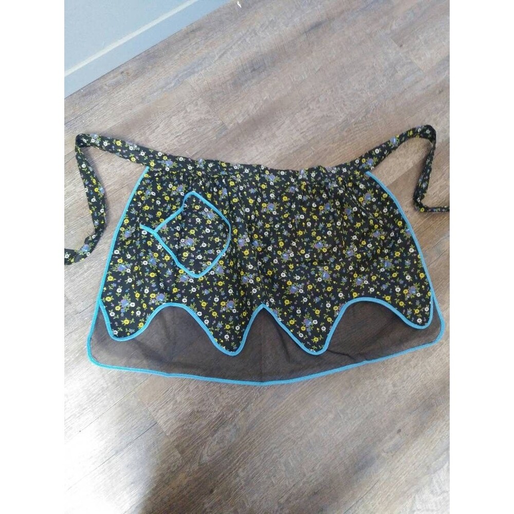 Vintage Reversible Apron, 50s Calico & Sheer Half Apron
